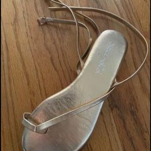 Strapped Splendid gold sandals